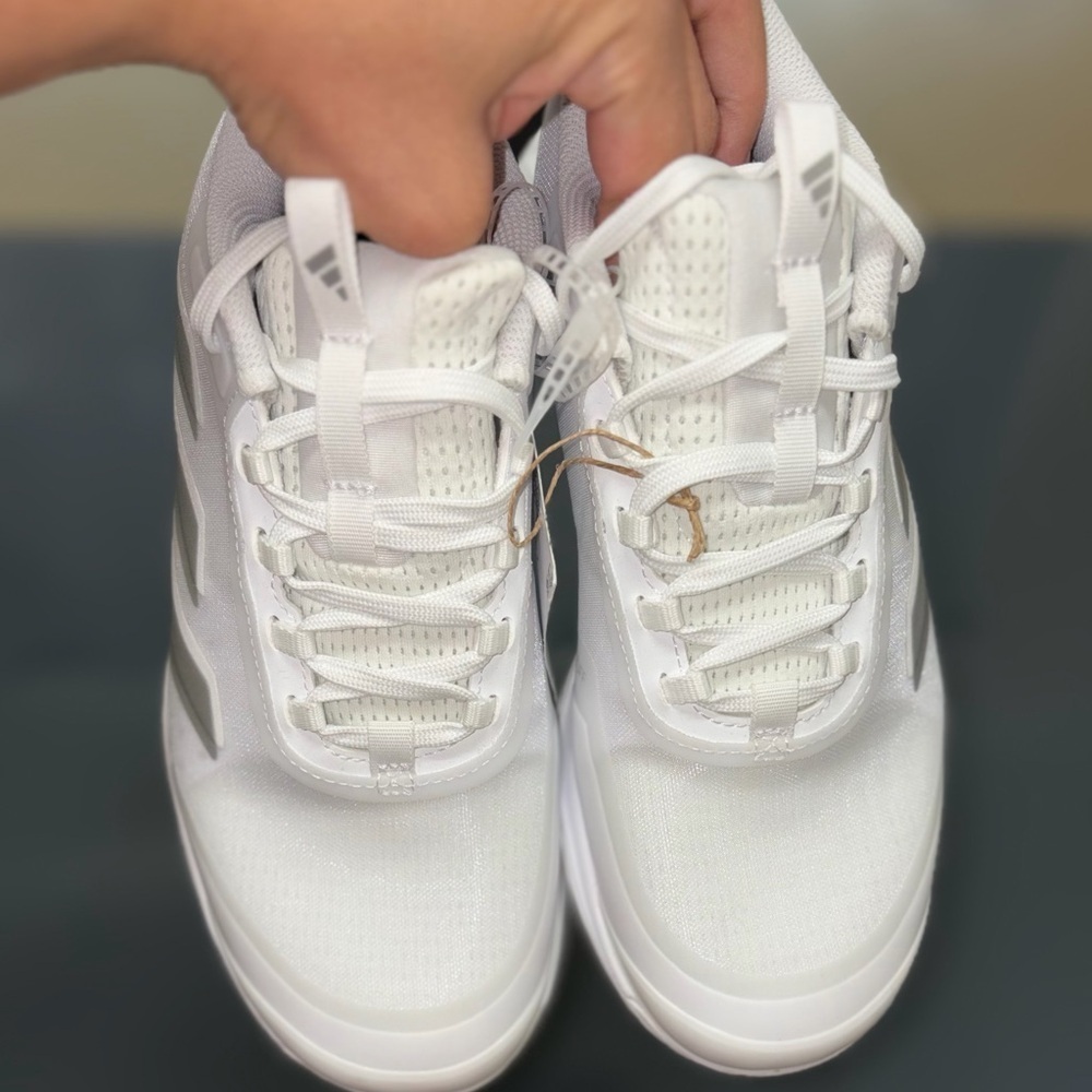 adidas Women's Avacourt 2 Tennis Shoes - Picture 4 of 10